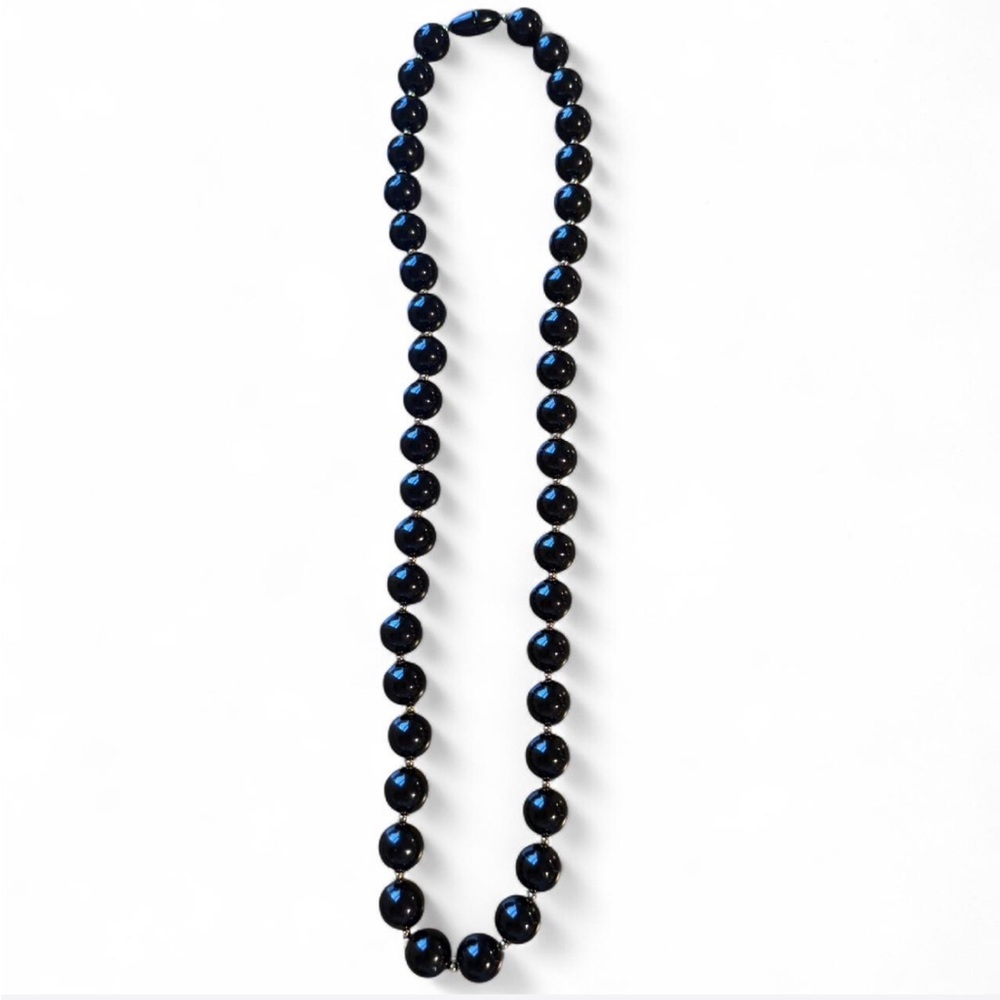 Elegant Black Beaded Necklace